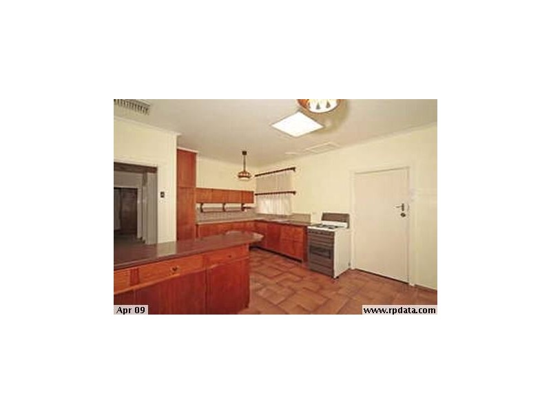 34 Lionel Avenue, Blair Athol SA 5084