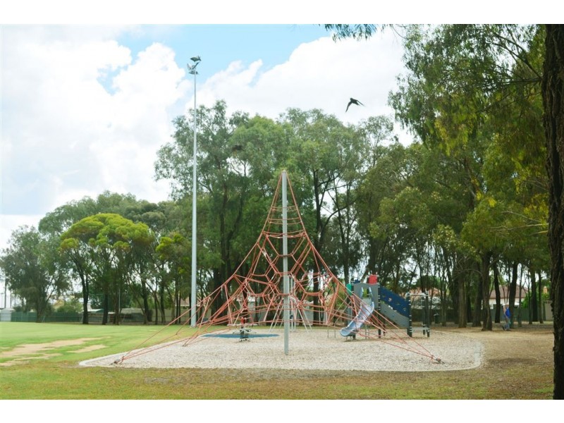 12 Cavan Ave, Renown Park SA 5008