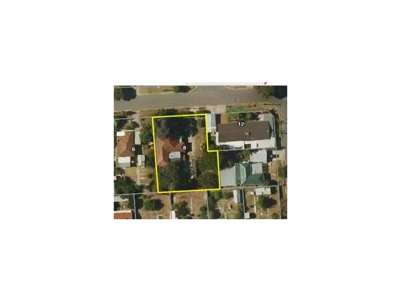 8 Third Avenue, Seaton SA 5023