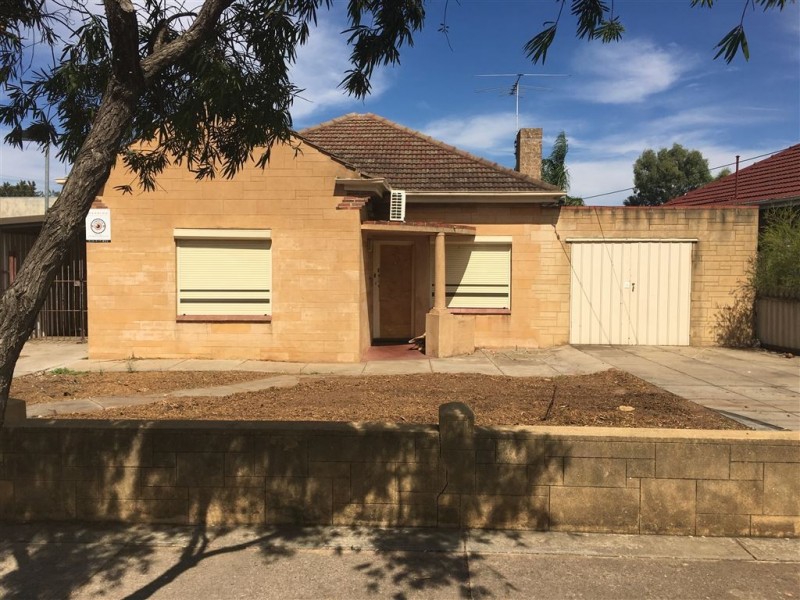 1 Woodlands Crescent, Beverley SA 5009