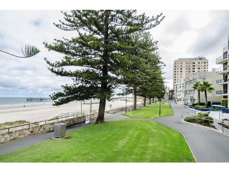 75/13 South Esplanade, Glenelg SA 5045