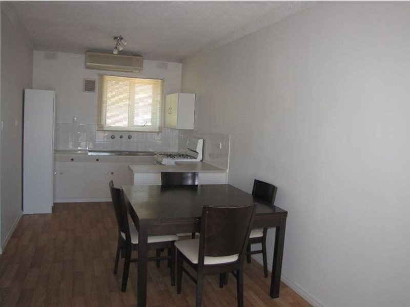 8/52 North Esplanade, Glenelg North SA 5045