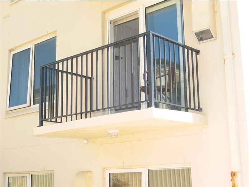 8/52 North Esplanade, Glenelg North SA 5045