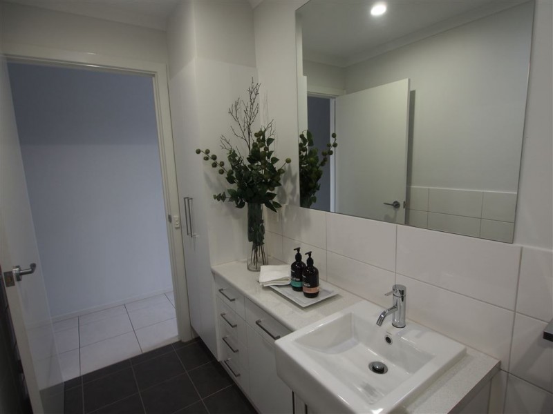 2 Yellow Gum Avenue, Athol Park SA 5012