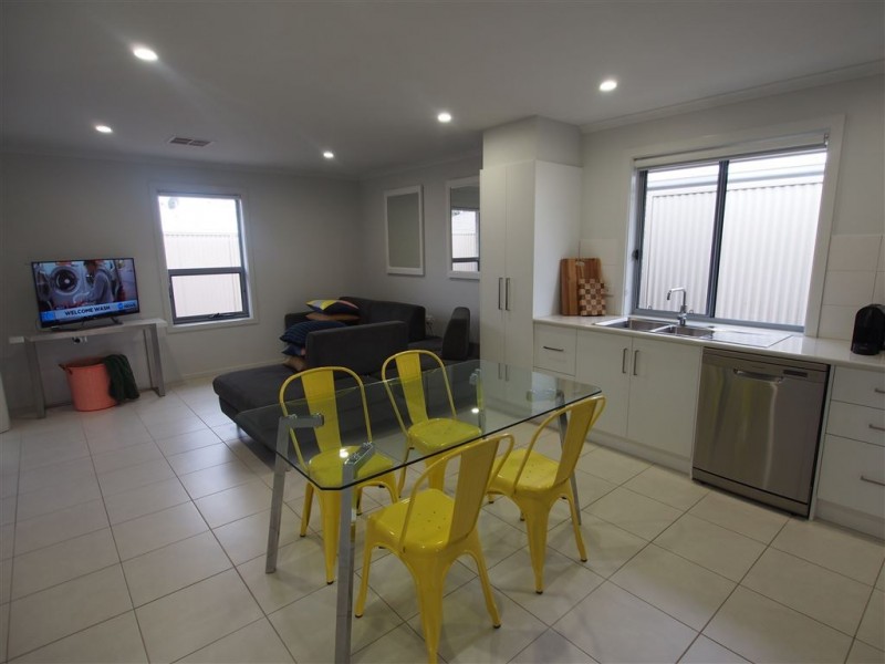 2 Yellow Gum Avenue, Athol Park SA 5012