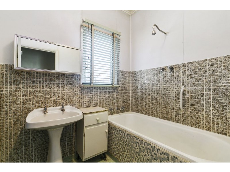 19 Beatrice Street, Ottoway SA 5013
