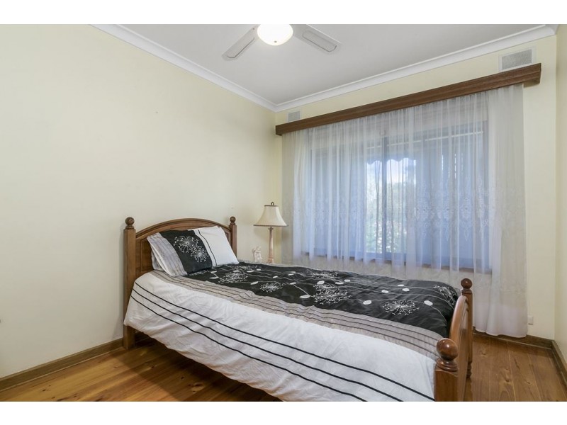 63 Warri Parri Drive, Flagstaff Hill SA 5159