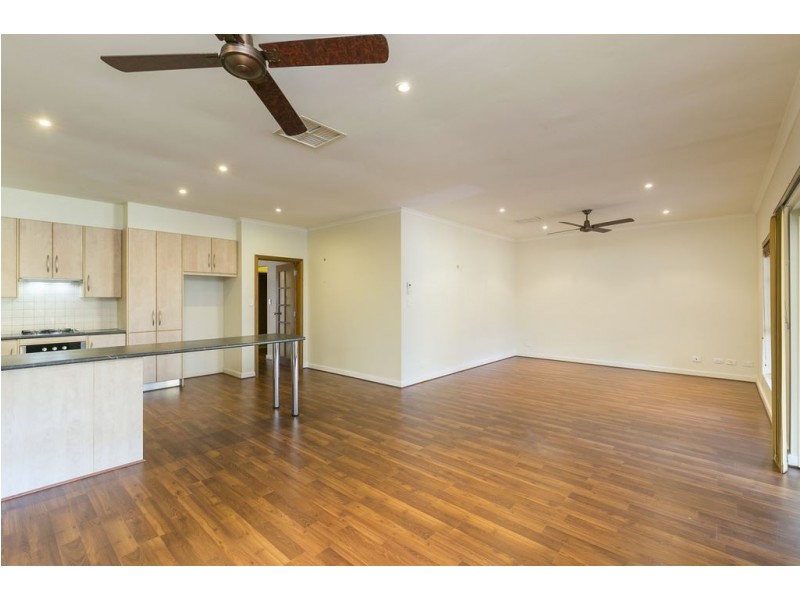 7 The Avenue, Mawson Lakes SA 5095