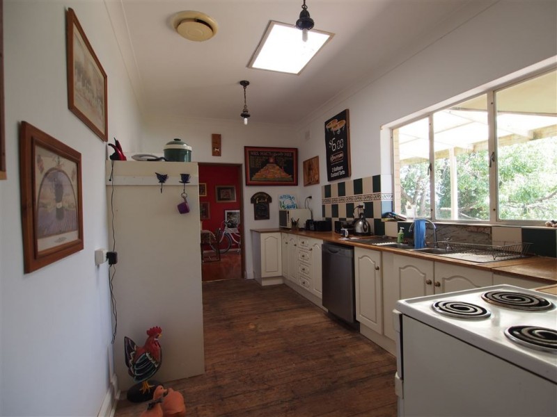 20 Sunnyview Crescent, Ridgehaven SA 5097