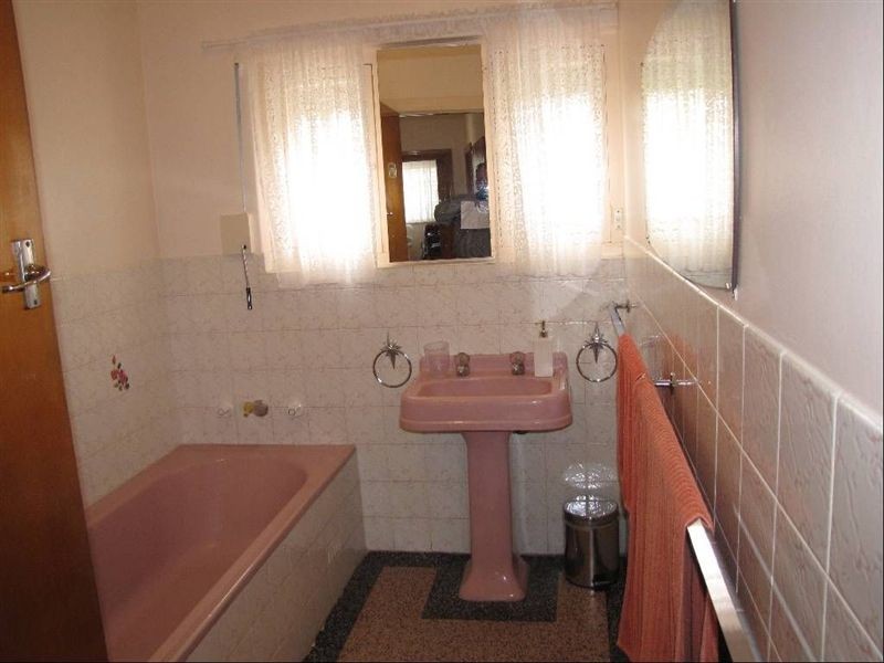 2 Crossley Avenue, Croydon Park SA 5008