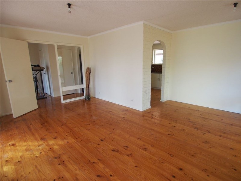 14 Valda Road, Para Hills SA 5096