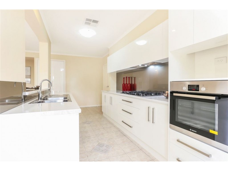 5 Willowood Drive, Golden Grove SA 5125
