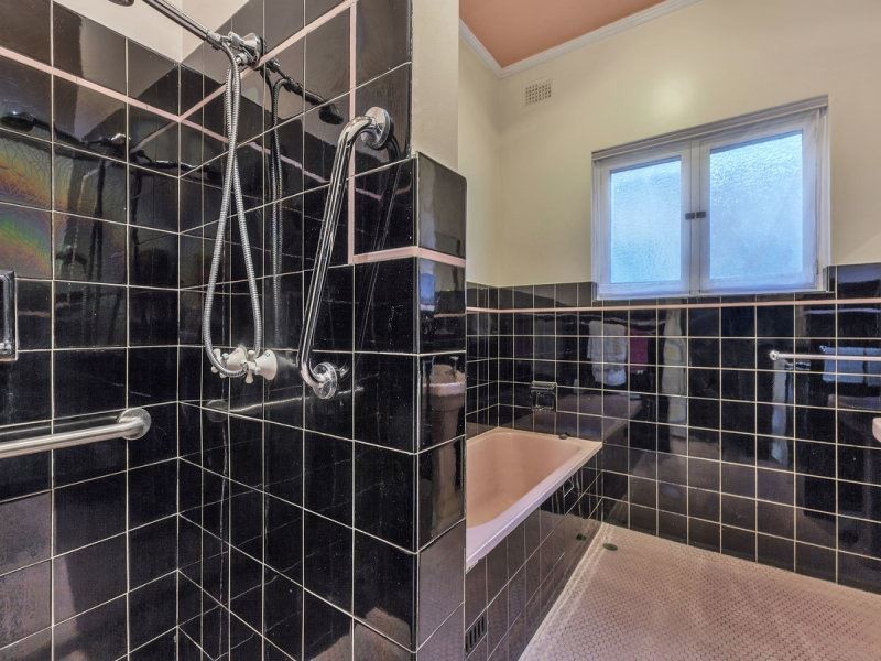 18 Bowman Crescent, Enfield SA 5085