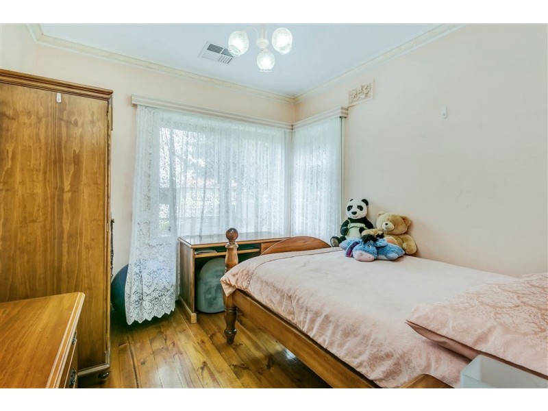 50 Third Avenue, Woodville Gardens SA 5012