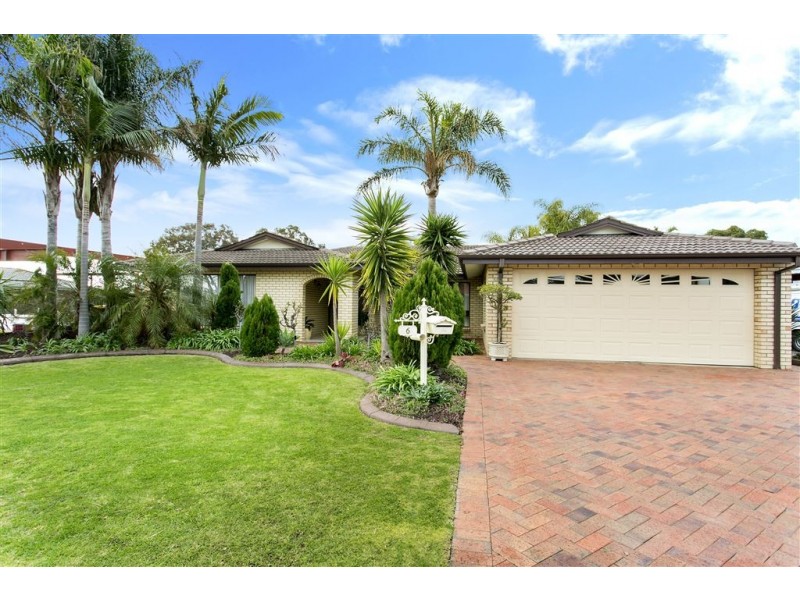 6 Settlers Drive, West Lakes SA 5021