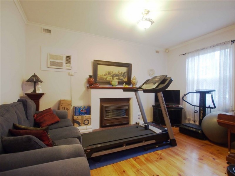 5 Tyrie Avenue, Findon SA 5023