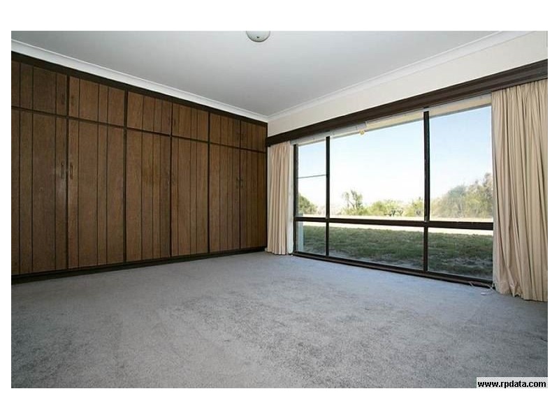 4 Noora Place, Semaphore Park SA 5019