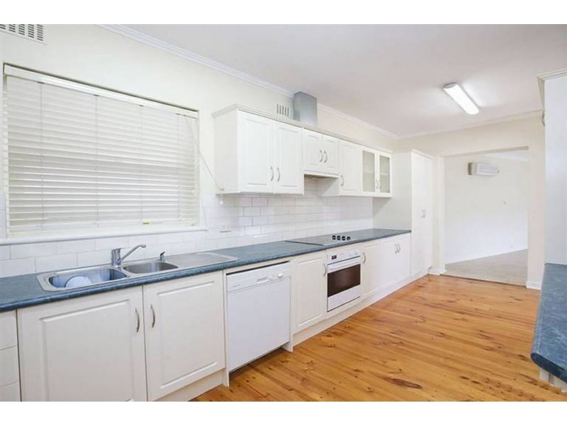 7 Solvay Road, Osborne SA 5017