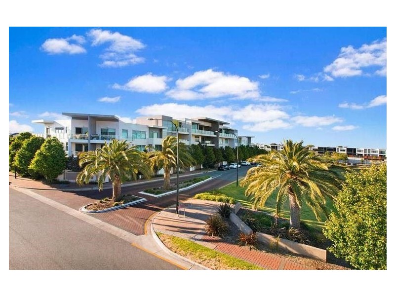 16/1 Burt Avenue, Findon SA 5023