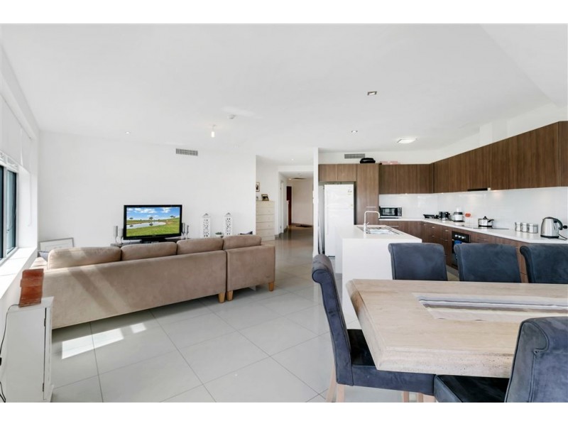 16/1 Burt Avenue, Findon SA 5023