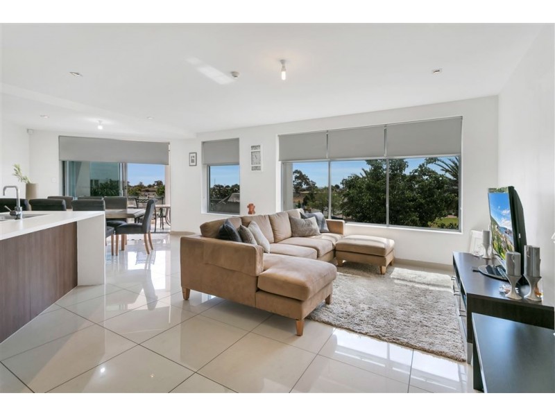 16/1 Burt Avenue, Findon SA 5023