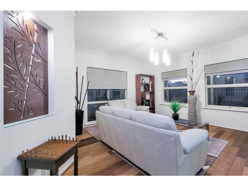 4 May Street, Birkenhead SA 5015