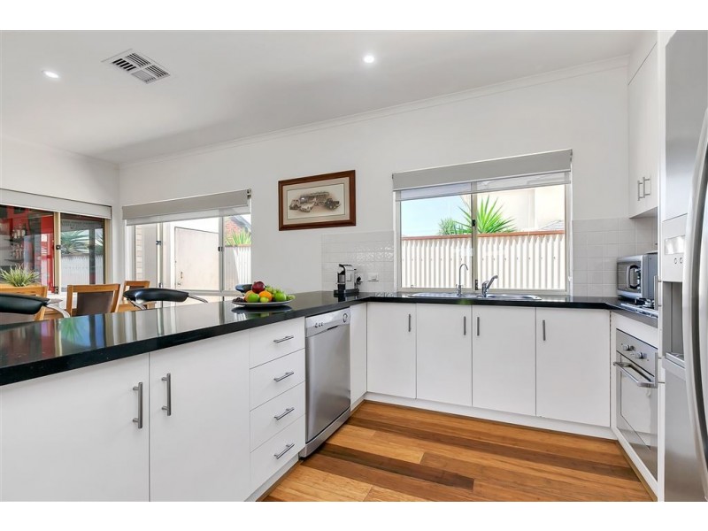4 May Street, Birkenhead SA 5015