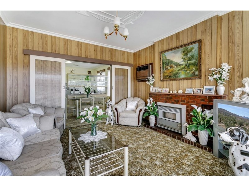 82 Maple Avenue, Royal Park SA 5014