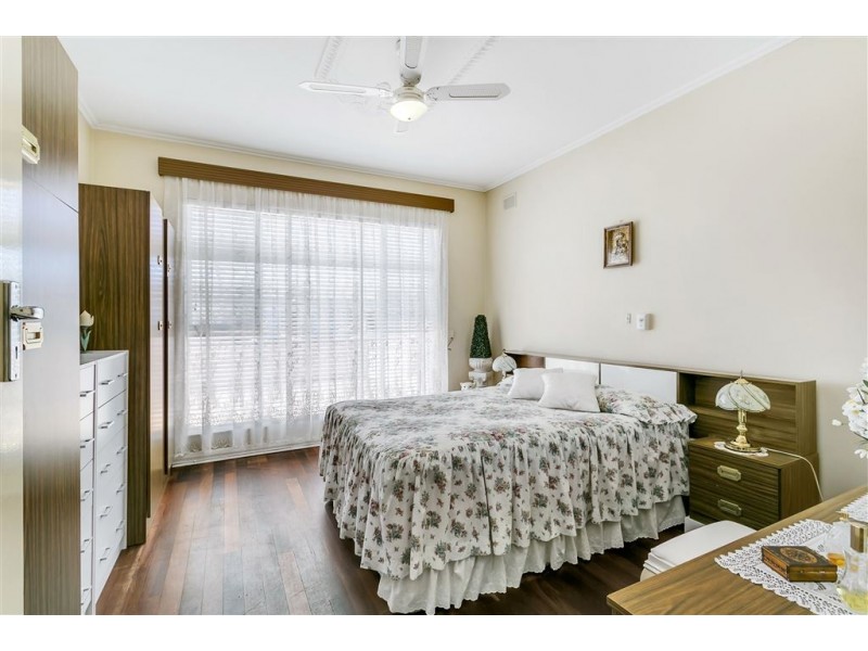 82 Maple Avenue, Royal Park SA 5014