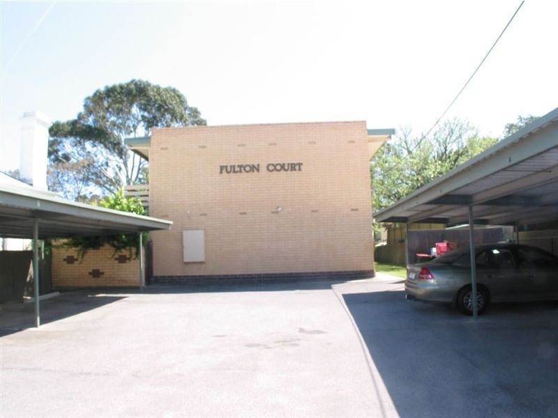 8/19 Fulton Street, Glenelg North SA 5045