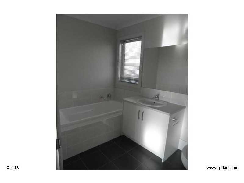 18 Tucker, Munno Para West SA 5115