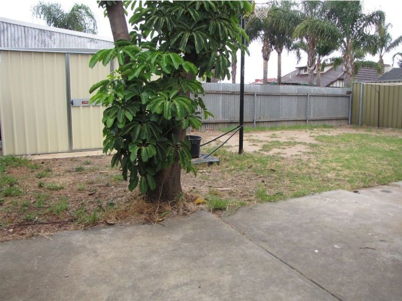 5/8 Honey Street  (facing Lonsdale St), Woodville North SA 5012