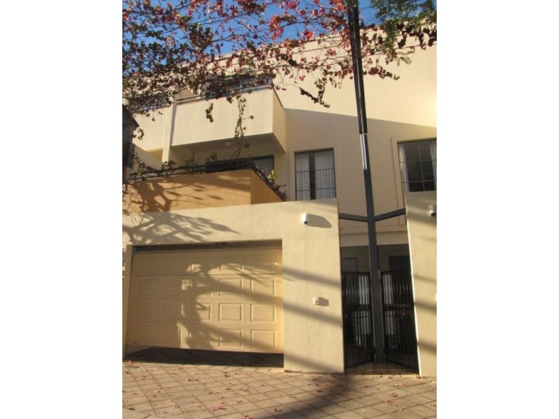 5 Oliver Court, Adelaide SA 5000