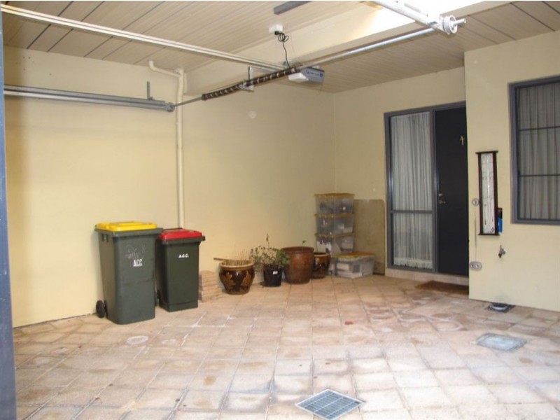 5 Oliver Court, Adelaide SA 5000