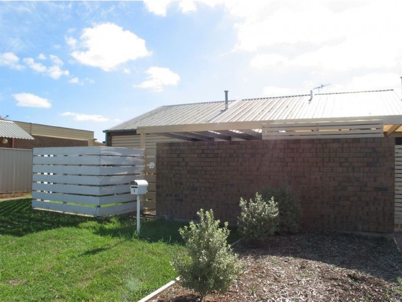 3 Beth Court, Pennington SA 5013