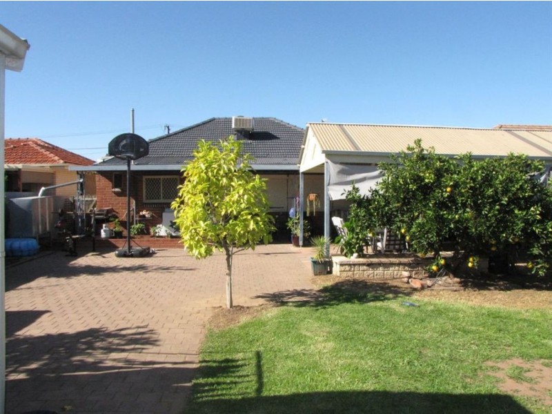 9 Standard Avenue, Croydon Park SA 5008