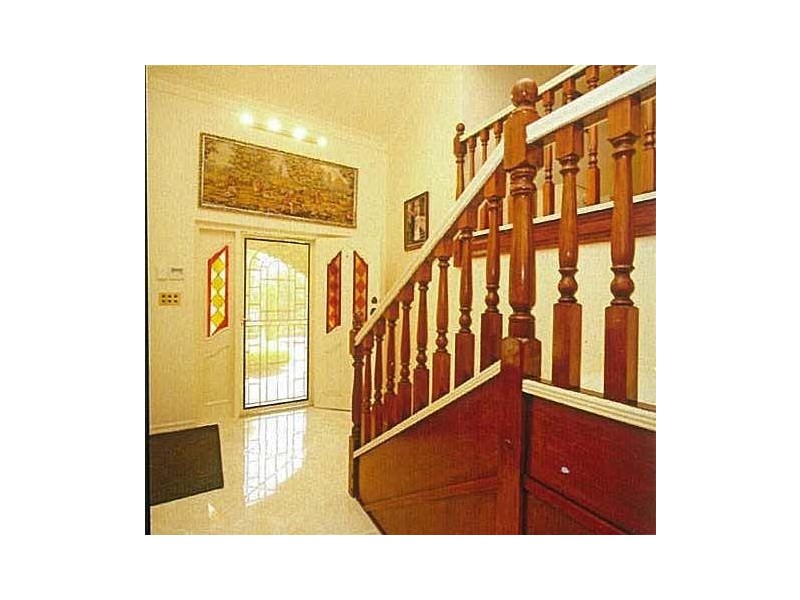 32 Kara Crescent, Gulfview Heights SA 5096