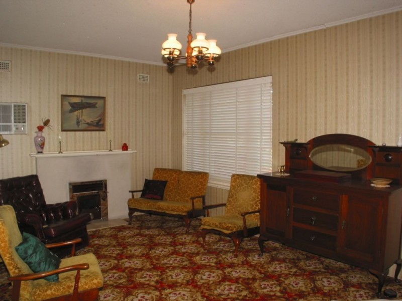 11 Wharfe Street, Woodville South SA 5011