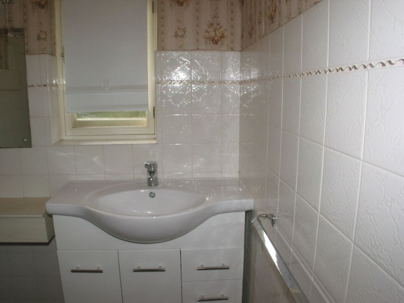 11 Wharfe Street, Woodville South SA 5011