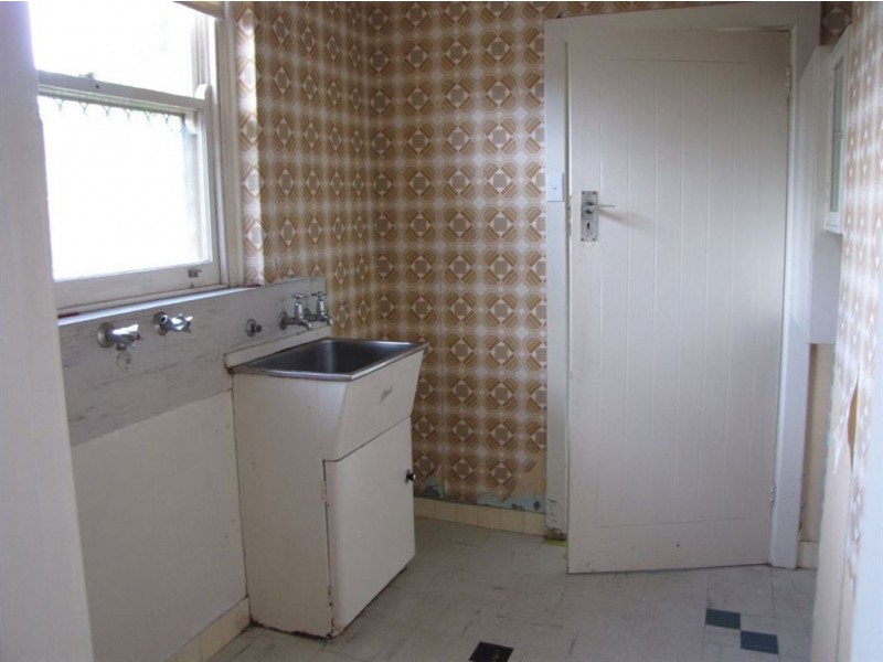 41 Glenrowan Road, Woodville South SA 5011