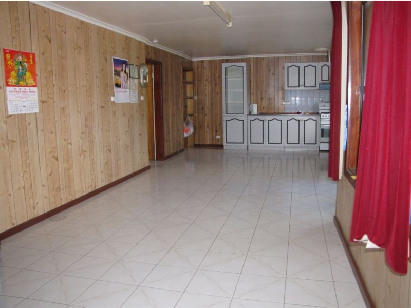 72 Fleming Crescent, Mansfield Park SA 5012