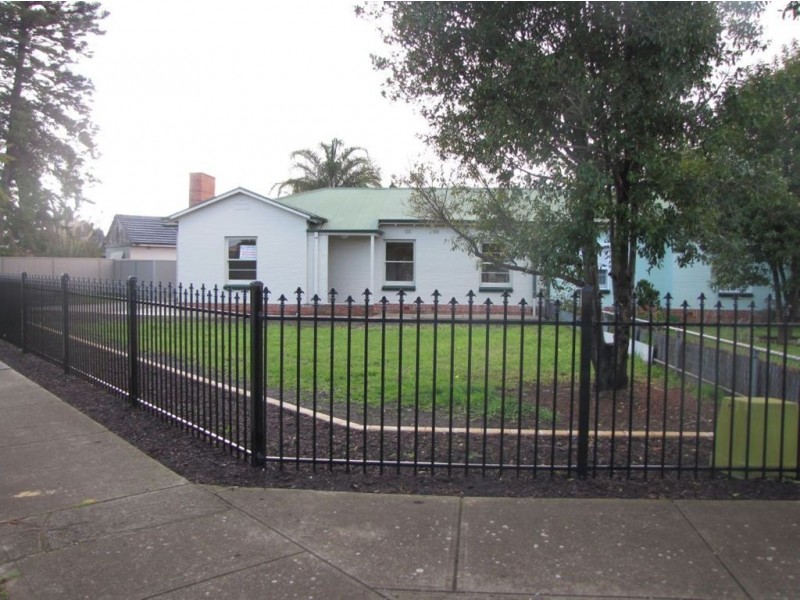 28 Danvers Grove, Woodville Gardens SA 5012