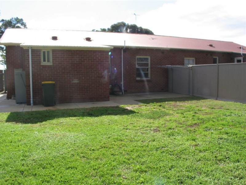 27 Fifth Avenue, Woodville Gardens SA 5012