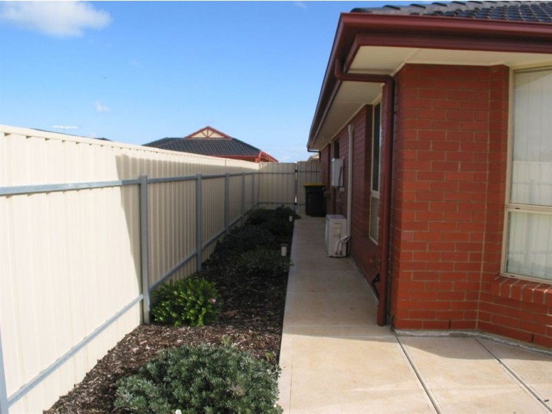 2/216 Diment Road, Burton SA 5110