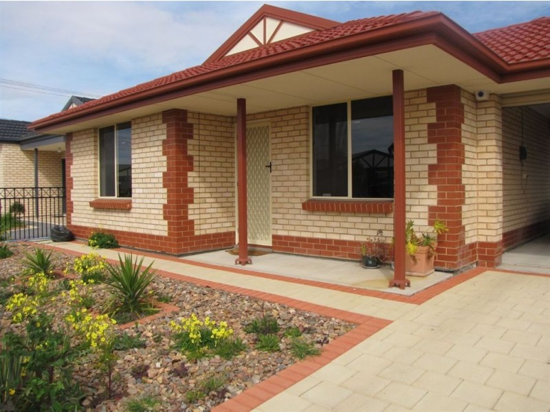 8 Berkshire Street, Athol Park SA 5012