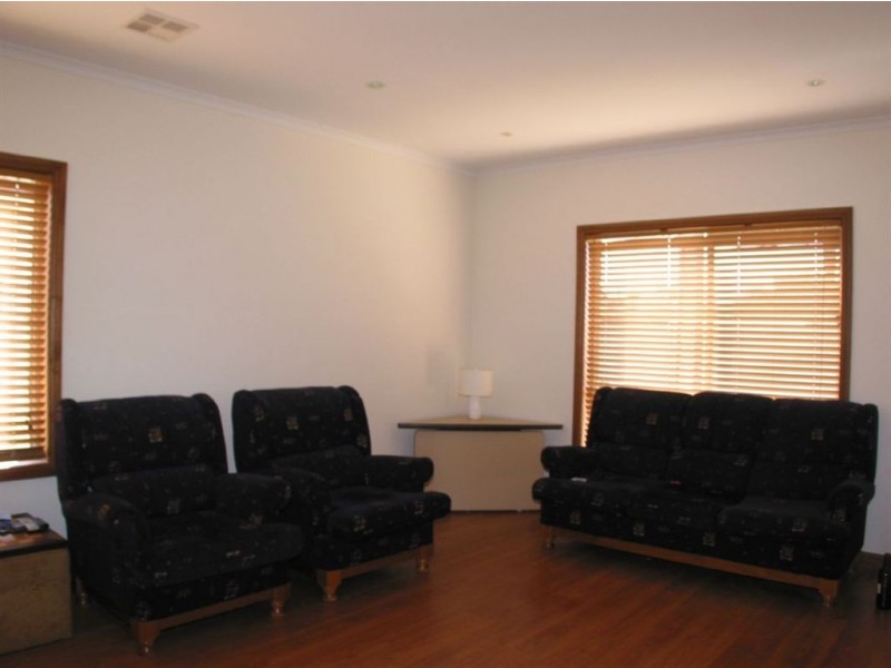 5 Eastbourne Terrace, Rosewater SA 5013