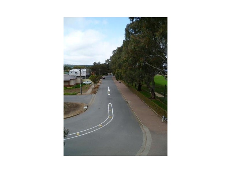 2a Alison Ave, Marion SA 5043