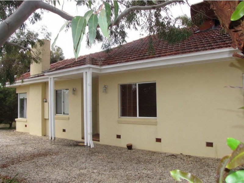 26 Strathfield Terrace, Largs North SA 5016