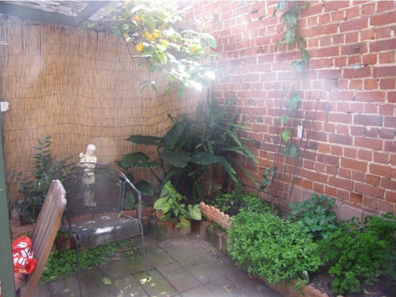 24 Hobsons Place, Adelaide SA 5000