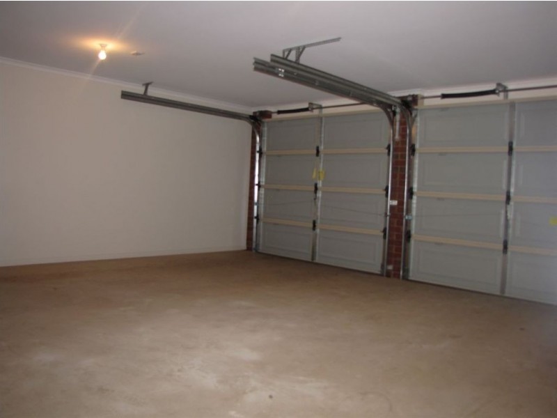 46 East Parkway, Andrews Farm SA 5114